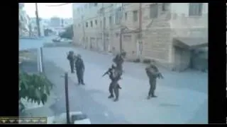 Israelische militairen dansen in Chevron.avi