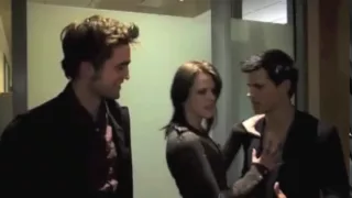 Twilight Cast Funny Moments (Part 1)