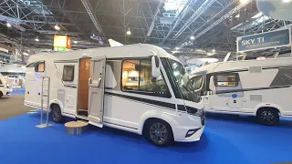 Integrated motorhomes from Knaus : L!ve Wave