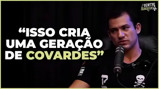 NÃO DEVEMOS REAGIR A ASSALTOS?