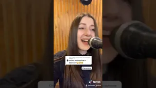 Армянка поёт на аварском😍 группа Plomba