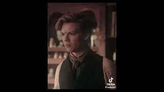 5 minutes of Thomas Brodie-Sangster, cause he’s gorgeous (part 1)