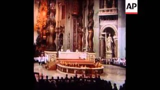 SYND 25-12-73 POPE PAUL VI CELEBRATES CHRISTMAS MASS IN ST PETER'S BASILICA IN VATICAN