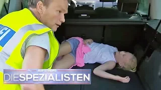 Gefahr im Hochsommer: Kind (8) im Auto vergessen? | Die Spezialisten | SAT.1 TV