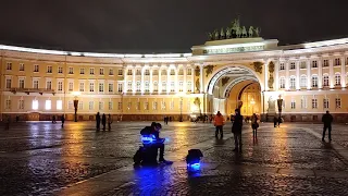 ДДТ - "Это всё..." на Дворцовой площади выступает уличный музыкант Николай Музалёв...