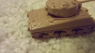 ZVEZDA 1/100 Scale M4A2 Sherman tank ( Review)