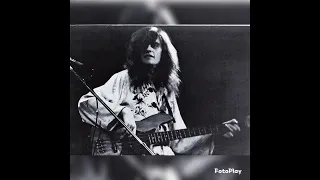 Uriah Heep - Circle of hands isolated bass track