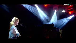 Angèle - « Tout oublier (live) » - C à vous - 31/10/2018