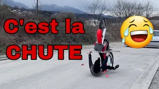 J’ACHÈTE UNE MOTO POUR APPRENDRE A GÉRER LE FREIN - C'EST LA CHUTE 😱