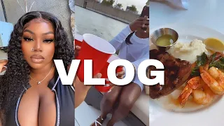 VLOG : WE OUTSIDE!!! ( Girls day out , Dinner, Boat party and vibes..)