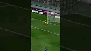 #shorts Mad Curl from Diego Maradona in Pes 2021