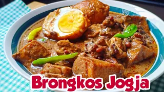 Jogja tak Hanya Punya Gudeg, Tapi juga Brongkos.