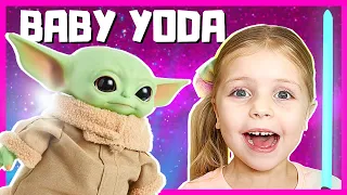 Baby Yoda In Real Life! Star Wars Pretend Play With Kin Tin