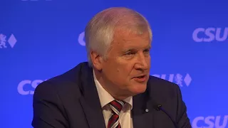 Horst Seehofer zu Obergrenze - Wir werden darauf bestehen