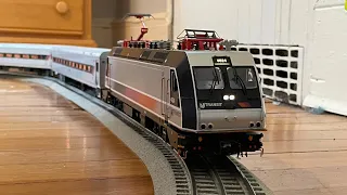 Running my New Mth NJ Transit ALP46 4624 with 3 Comet cars 10/26/21