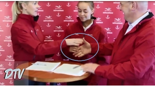 TRY NOT TO LAUGH CHALLENGE (IMPOSSIBLE) - THE MOST AWKWARD HANDSHAKE FAILS COMPILATION PART 2
