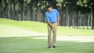 Hit Better Pitch Shots From Tight Lies | Golf Digest