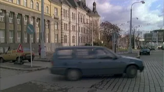 Plzeň 1994 - točna trolejbusů v Kopeckého sadech a hotel Slovan