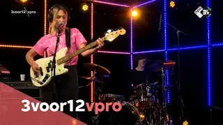 Ali Barter - live at 3voor12 Radio