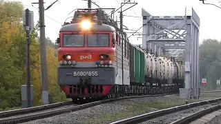ВЛ80С-855 с грузовым поездом