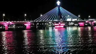 Cầu sông hàn Đà nẵng, lung linh sắc màu