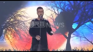 Lot, dedikime e poezi për yllin e "X Factor" Ergi Dini dhe shokun e tij