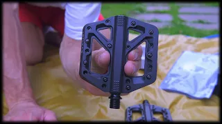 Crank Brothers Stamp 1 Small Pedals Unboxing