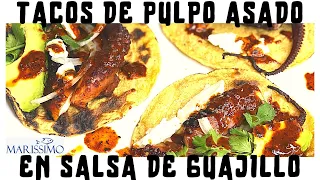 Tacos de pulpo asado en salsa de guajillo