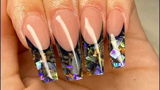 Reverse French nails | using shells