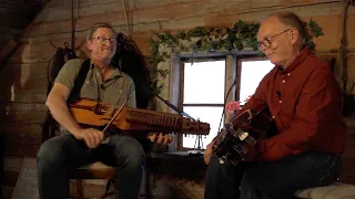 Hvilsta polskan av Eric Sahlström med Anders Mattsson & Torbjörn Näsbom på nyckelharpa