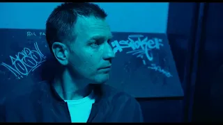 Begbie meets Renton in a club toilet | T2 Trainspotting (2017)