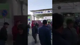 Водители автобусов ТОО Akzhayik avtopark в Атырау бунтуют
