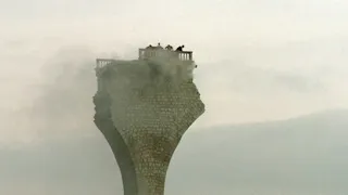 Ne nous fâchons pas - Scène de la destruction du viaduc entre Vence et Saint Paul De Vence