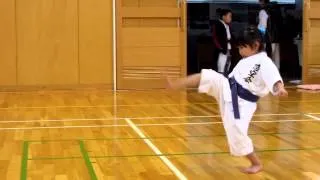 5 yr old girl perfect kihon kata