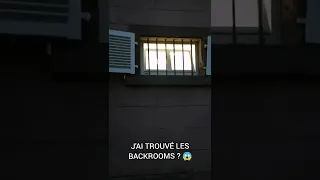 J'AI TROUVÉ LES BACKROOMS ? 😱