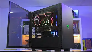 The EPIC ALL RAZER GAMING PC! - Full Build, Synapse Demo & Full Benchmarks! [4K]