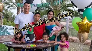 Cristiano ronaldo with family ❤️❤️❤️
