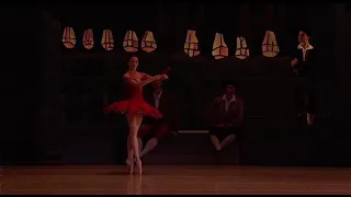 DON QUIXOTE - Kitri Act 3 - Fan Variation (Viktoria Tereshkina)