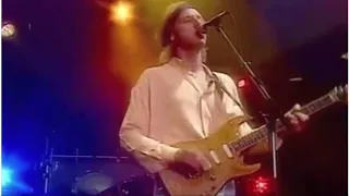 Dire Straits - Sultans of Swing live in Basel 1992 (Mark Knopfler’s AMAZING guitar solo)