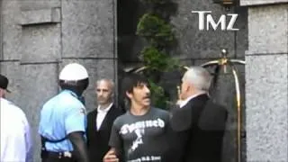 Anthony Kiedis  pelea con un guardaespaldas