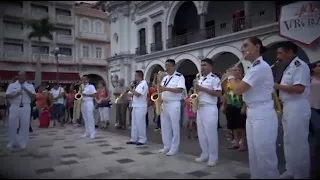 Marinos sorprenden al ritmo de 'Cielito Lindo' en Veracruz