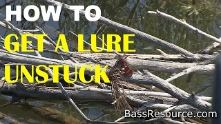 Retrieving Snagged Lures | How To Un-Snag A Lure | Lure Retriever | Get a Lure Unstuck