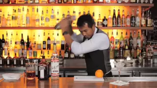 How to make a Cosmopolitan cocktail - by Cointreau