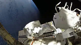 NASA Releases Spacewalk Footage From Astronauts Outside International Space Station360p