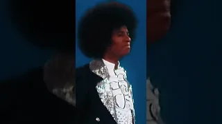 Michael Jackson performing on Cher‘s variety show (1975)