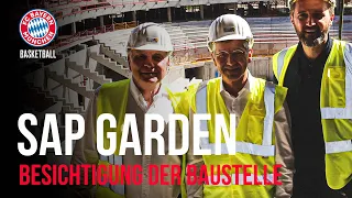 Uli Hoeneß, Herbert Hainer und Marko Pesic besichtigen den SAP Garden | FC Bayern Basketball