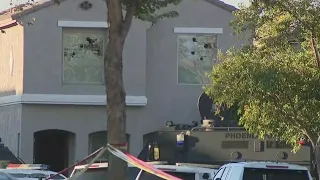 Phoenix mayor, police chief hold news conference following shooting
