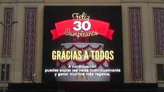 Campaña 30 Aniversario de McDonald's en  la plaza de Callao, Madrid.