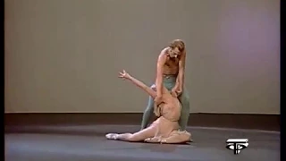 МЕЧТЫ ("Дифирамб") из балета "Скрябиниана". Музыка - А.Скрябин, хореография - Касьян Голейзовский.