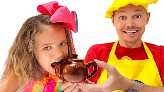 Katy and daddy play chocolate challenge